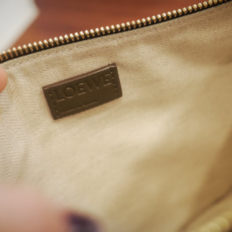 【自用自賣】 LOEWE / Hammock hobo / 肩背斜背 / 附寬背帶 / 墨綠色 / 98成新-3