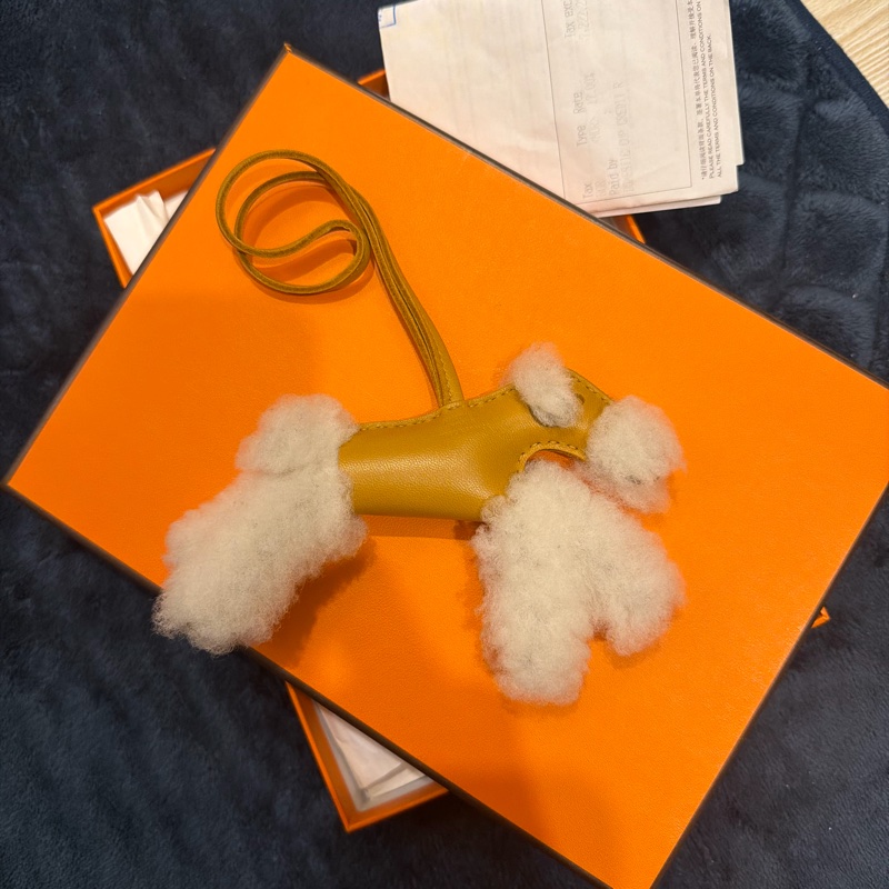 Hermes 白色小狗掛件-0