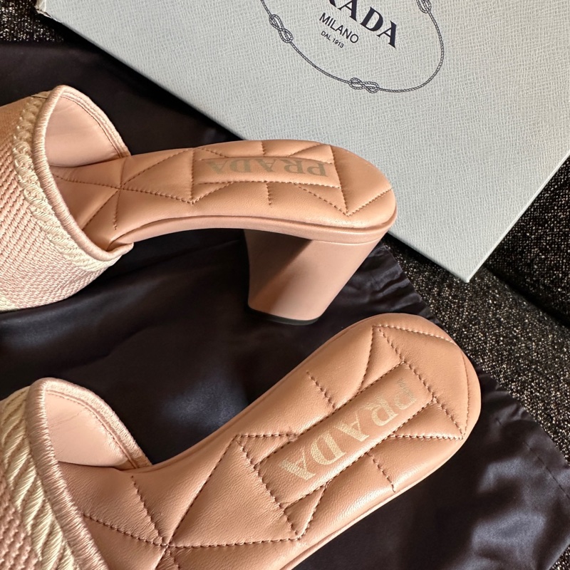 閒置未使用 Prada普拉達 高跟涼拖鞋 38碼 附件：塵袋+盒-1