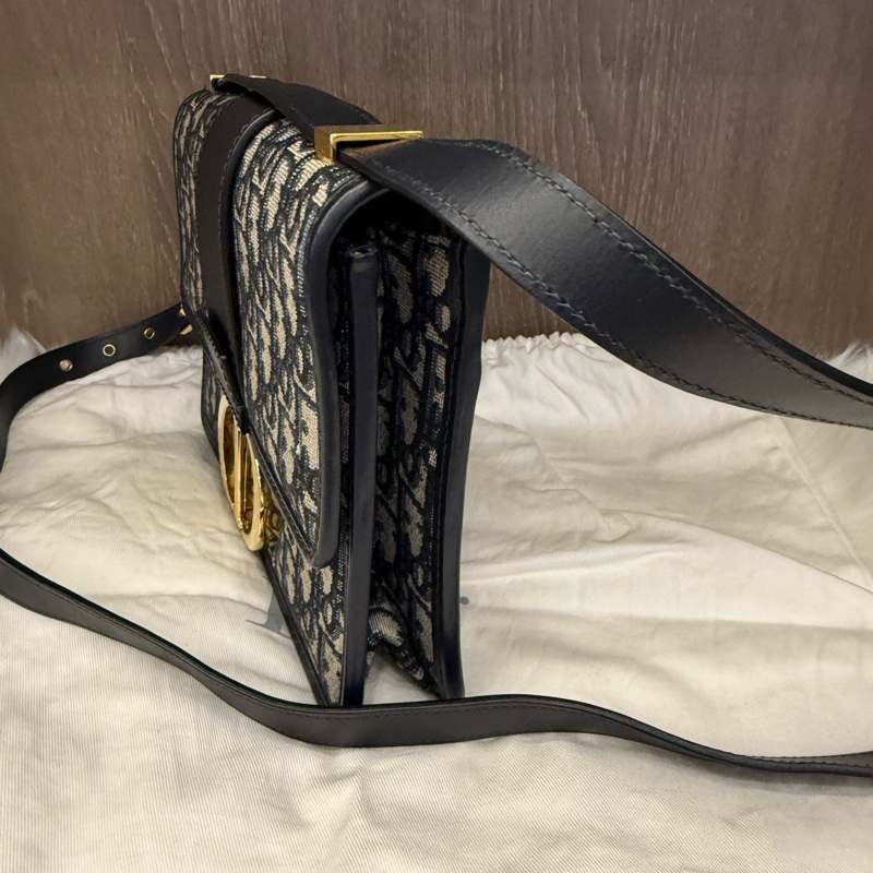 Dior 迪奧 蒙田 黑色老花滿印刺繡帆布金扣單肩包斜挎包 底長24 19年編碼+芯片 有塵袋 。-3