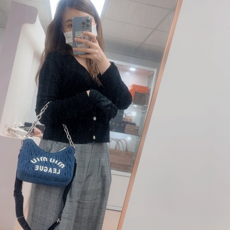 Miu Miu hobo 牛仔/丹寧腋下包 斜挎包-13