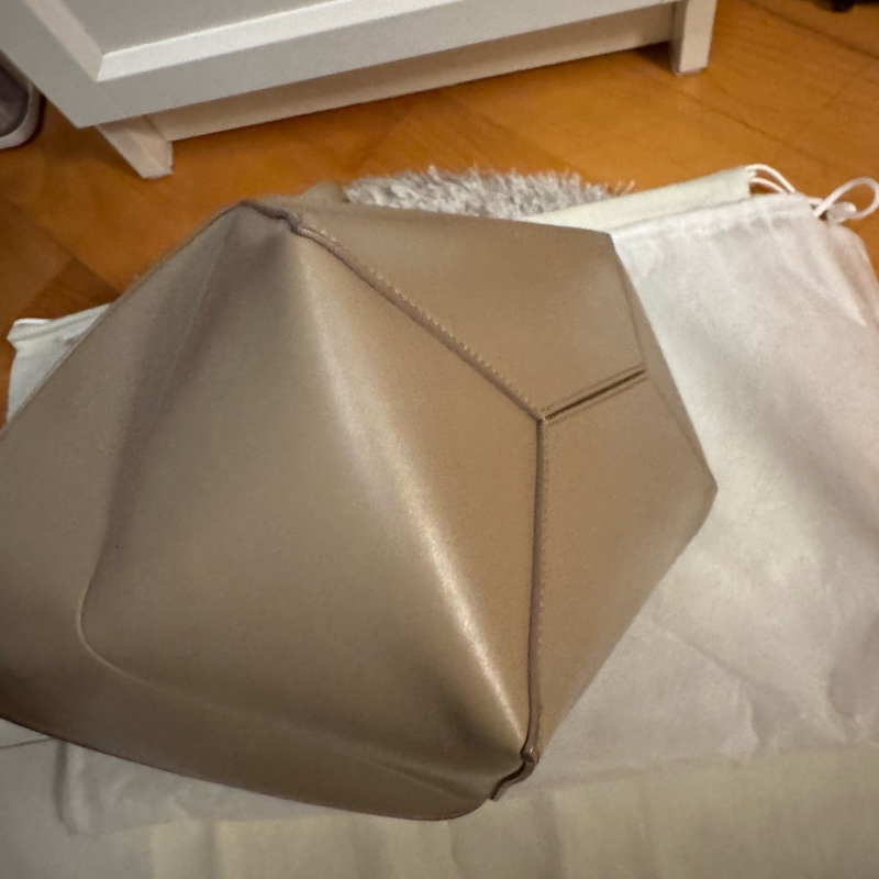 Loewe puzzle tote bag medium size, new color-3