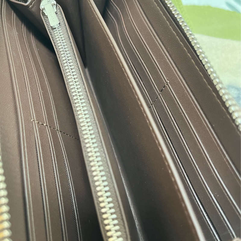 全新Coach長夾，中性棕，男女都適用-8