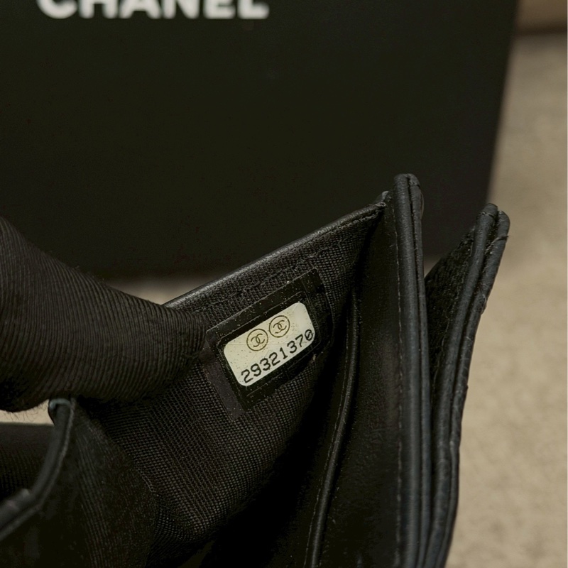 香奈兒BOY黑金三折錢包-5