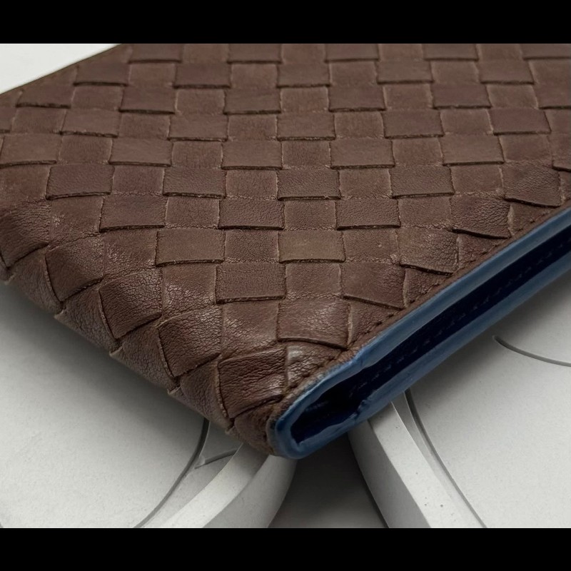 BOTTEGA VENETA BV經典編織小羊皮咖啡色撞色短夾-14