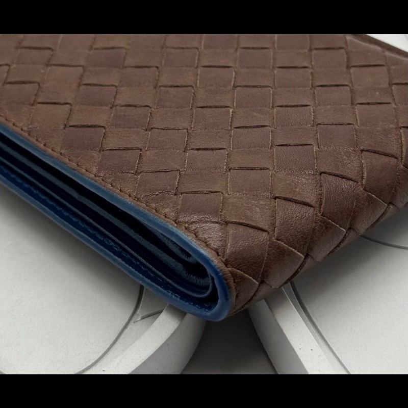 BOTTEGA VENETA BV經典編織小羊皮咖啡色撞色短夾-16