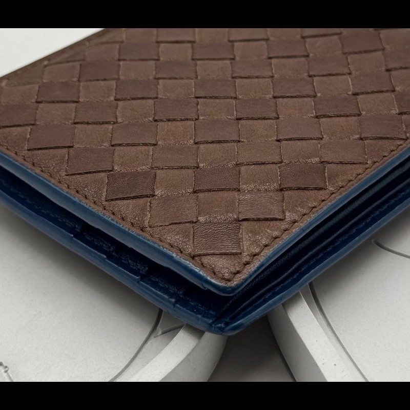 BOTTEGA VENETA BV經典編織小羊皮咖啡色撞色短夾-17