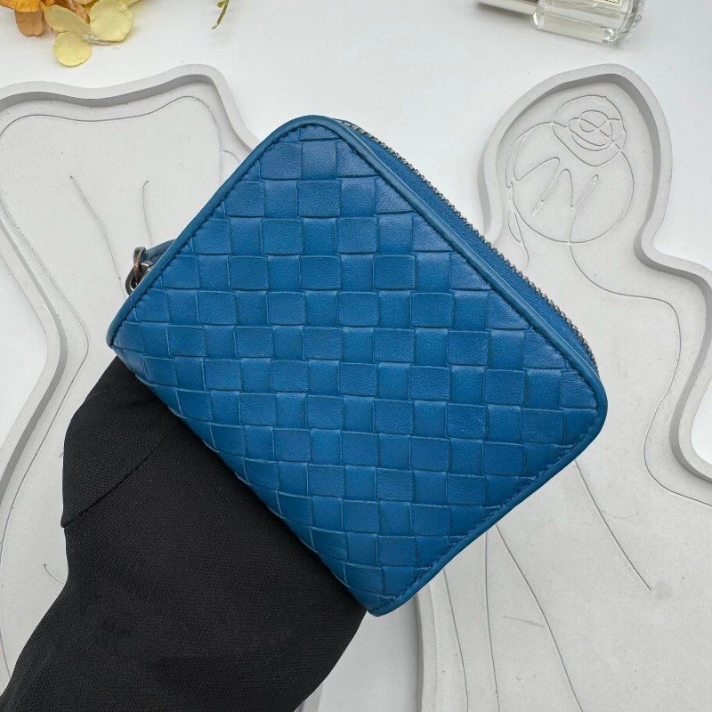 BOTTEGA VENETA BV 編織小羊皮對開拉鍊藍色短夾-6