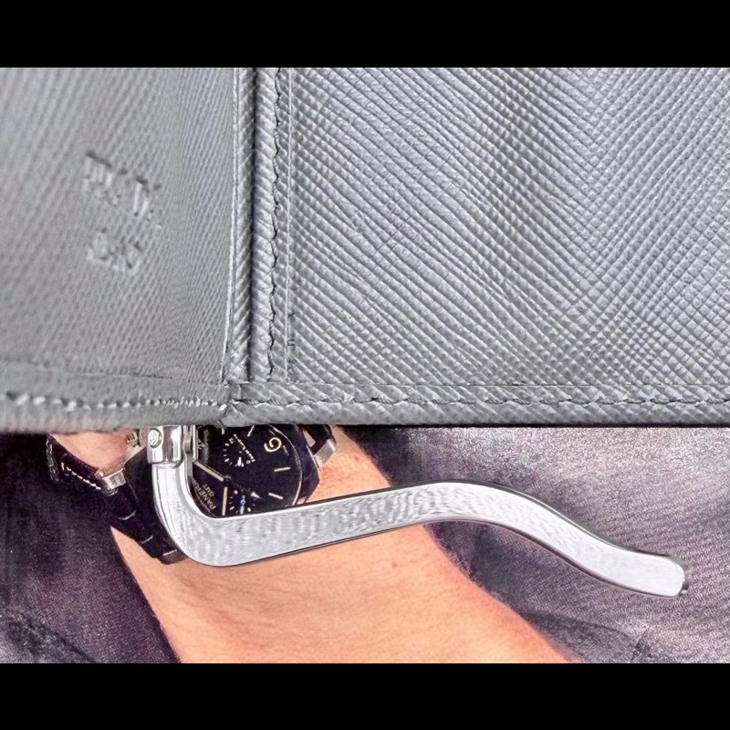 PRADA Saffiano 十字紋防刮牛皮鈔票夾短夾-24