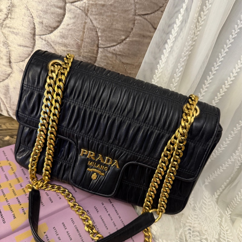 普拉達 黑色皮革 托特包 手提包 腋下包 側背包 斜挎包 斜背包 皮革  褶皺鏈條包 Prada Matelassé  chain bag-7