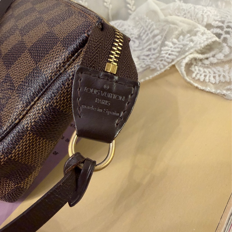 路易威登 麻雀包 腋下包 托特包 手提包 手拿包 爆款 棋盤格麻將包 腋下包 側背包 斜挎包 斜背包 褶皺鏈條包 Louis Vuitton Damier Ebène bag pochette-4