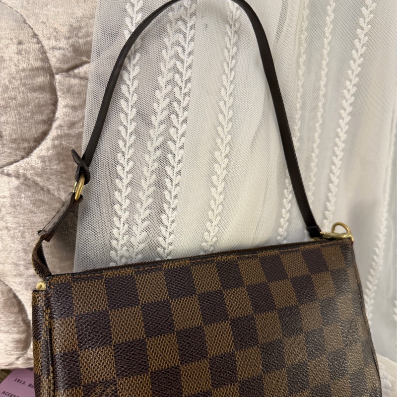 路易威登 麻雀包 腋下包 托特包 手提包 手拿包 爆款 棋盤格麻將包 腋下包 側背包 斜挎包 斜背包 褶皺鏈條包 Louis Vuitton Damier Ebène bag pochette-13