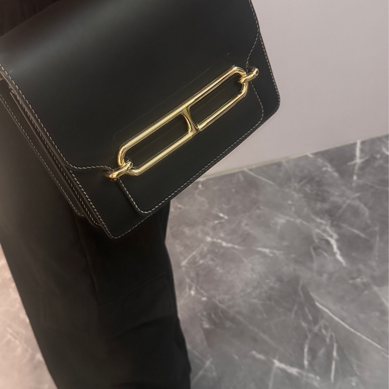 甜售HERMES愛馬仕ROULIS 23 豬鼻子方形斜背包 黑灰+淡金釦 x刻-6