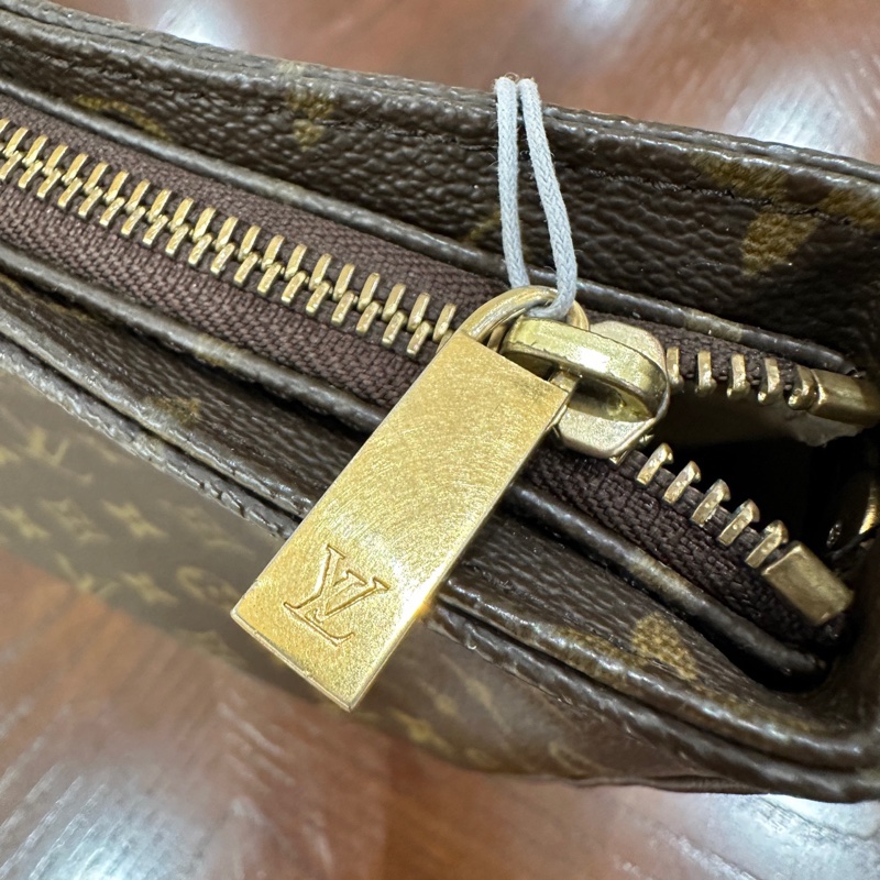 Louis Vuitton • Looping經典老花翻蓋肩背包 中號-7
