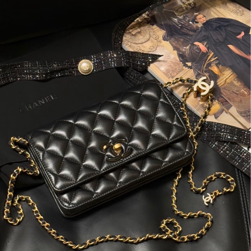 全新全配❤️新款❤️ 香奈兒 #soblack #旋轉扣 #woc #可調節-1