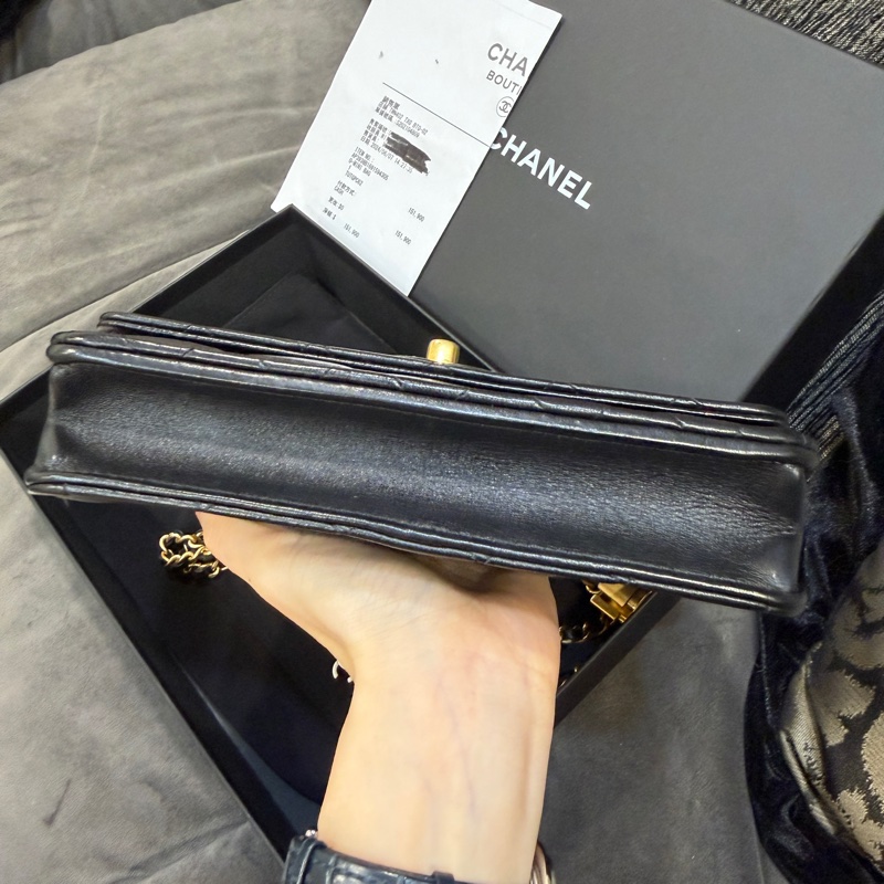 全新全配❤️新款❤️ 香奈兒 #soblack #旋轉扣 #woc #可調節-9