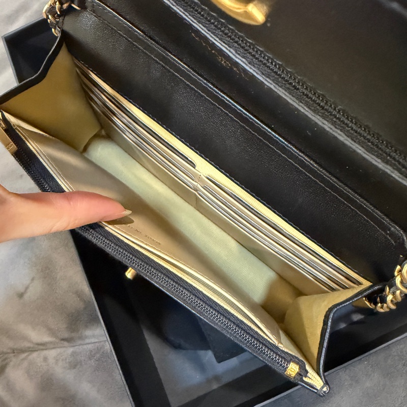 全新全配❤️新款❤️ 香奈兒 #soblack #旋轉扣 #woc #可調節-15