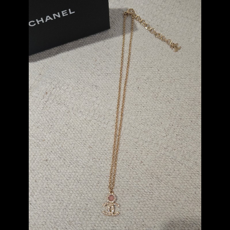 Chanel 香奈兒 24C 蜜桃粉金雙Clogo滿鑽項鍊 溫柔到骨子裡 🍑✨-19
