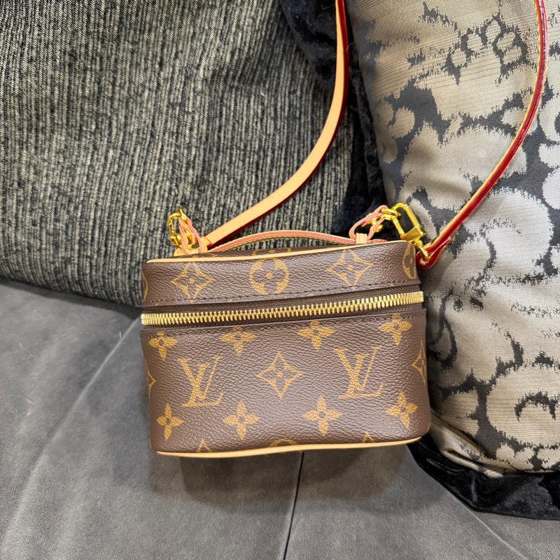 全新全配❤️ #老花 #nice #nano #化妝包-4