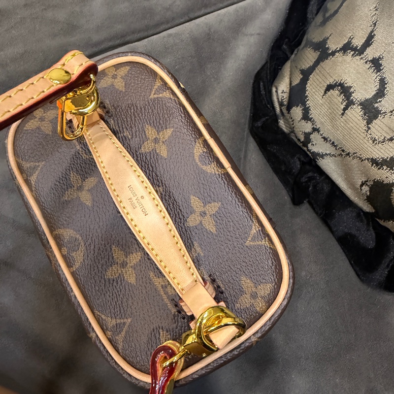 全新全配❤️ #老花 #nice #nano #化妝包-10