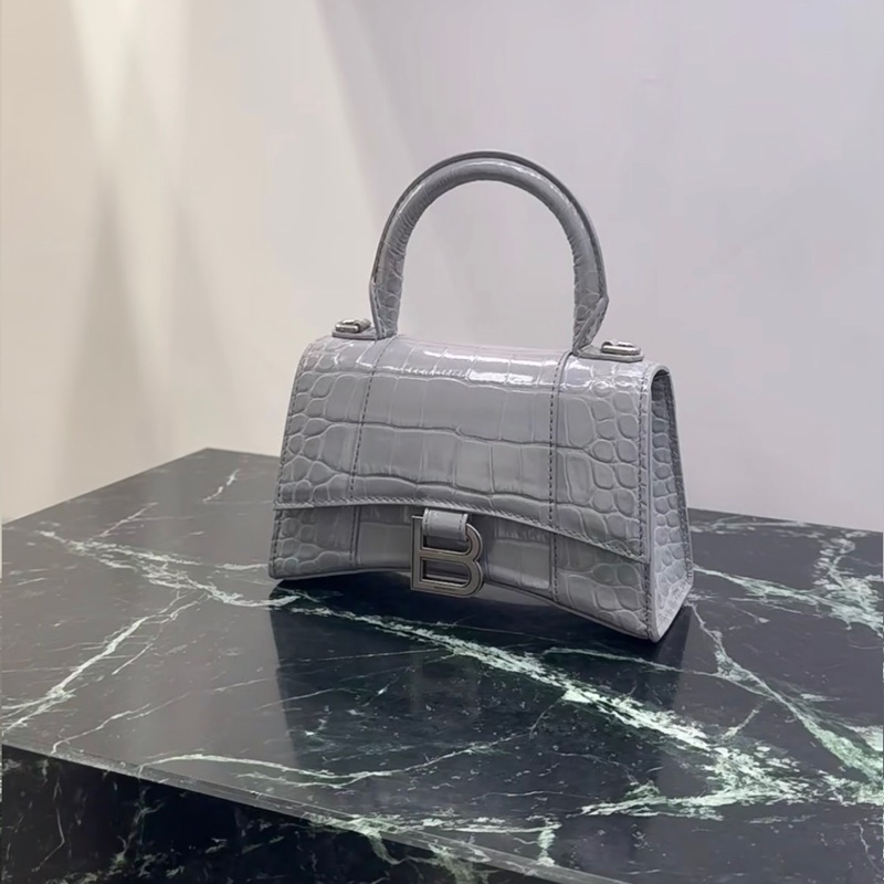 全新🈶購證❤️ 巴黎世家 #沙漏包 #灰色 #銀扣 #鱷魚壓紋 xs-0