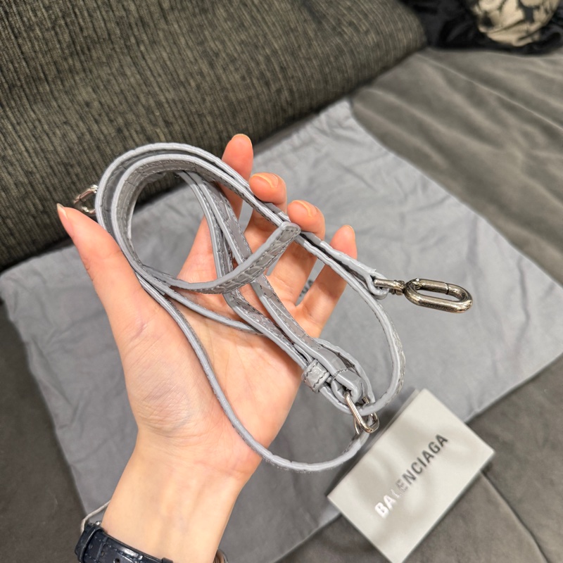 全新🈶購證❤️ 巴黎世家 #沙漏包 #灰色 #銀扣 #鱷魚壓紋 xs-14