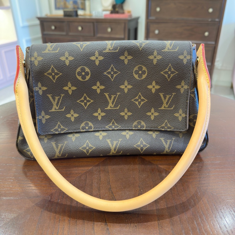 Louis Vuitton • Looping 經典老花翻蓋腋下包 小號-4