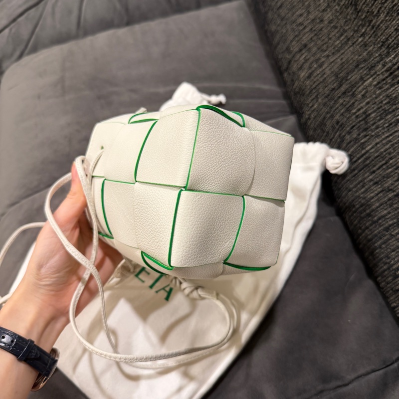 全新🈶購證❤️ bv #編織 #水桶 #mini #白色-6