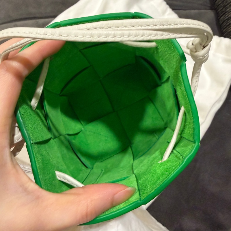 全新🈶購證❤️ bv #編織 #水桶 #mini #白色-8