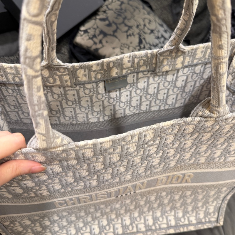 🈶購證❤️ #dior #托特 #booktote #老花 #灰色-3
