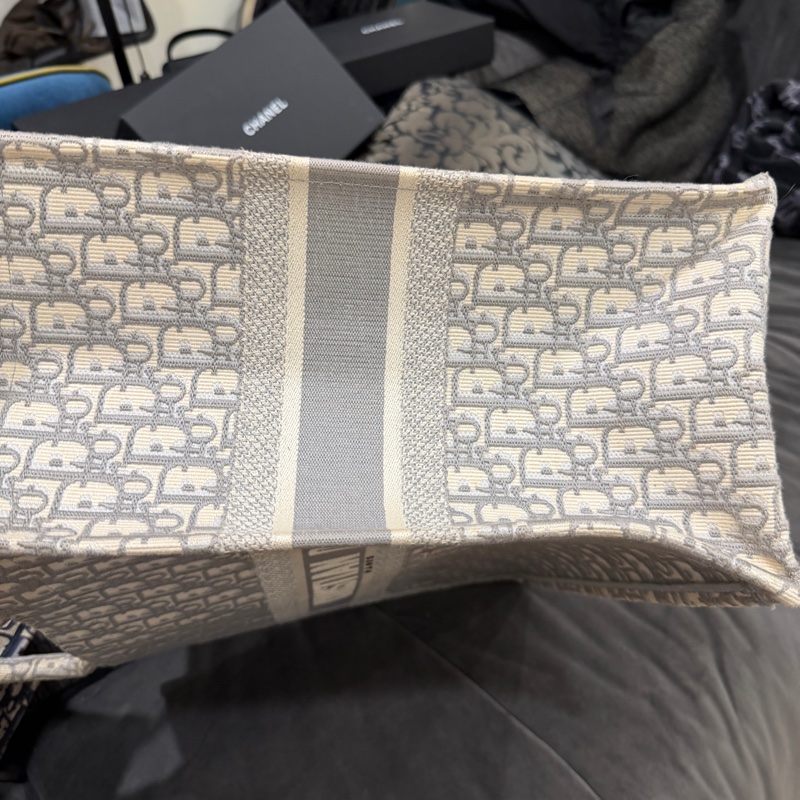 🈶購證❤️ #dior #托特 #booktote #老花 #灰色-8