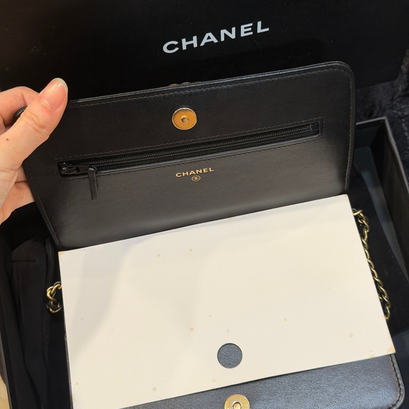 全新全配❤️ 香奈兒 #黑金牛皮 #leboy #V紋 #woc-9