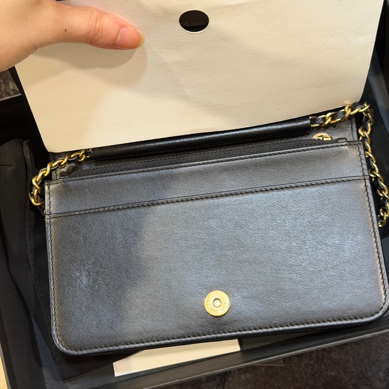 全新全配❤️ 香奈兒 #黑金牛皮 #leboy #V紋 #woc-10