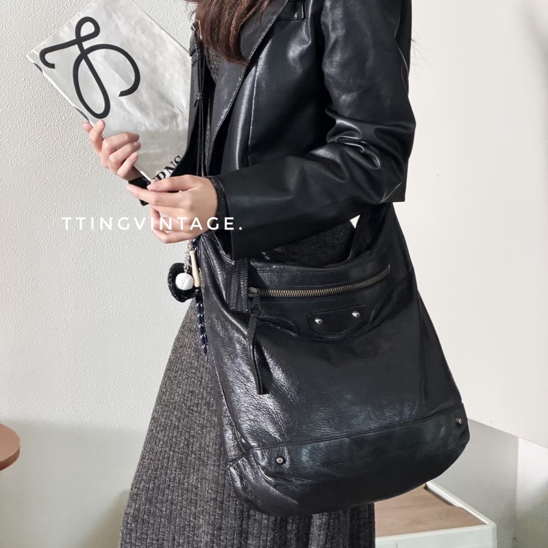 Balenciaga • 經典Maxi超大號Hobo機車包-0