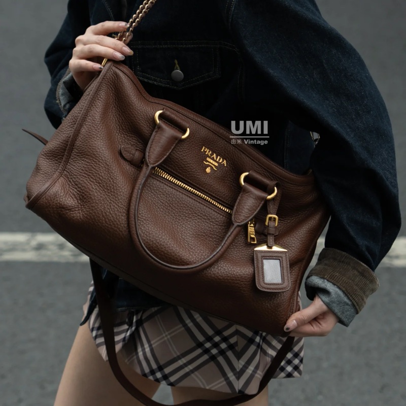 Prada • 經典金棕金釦牛皮機車包 2Way-1