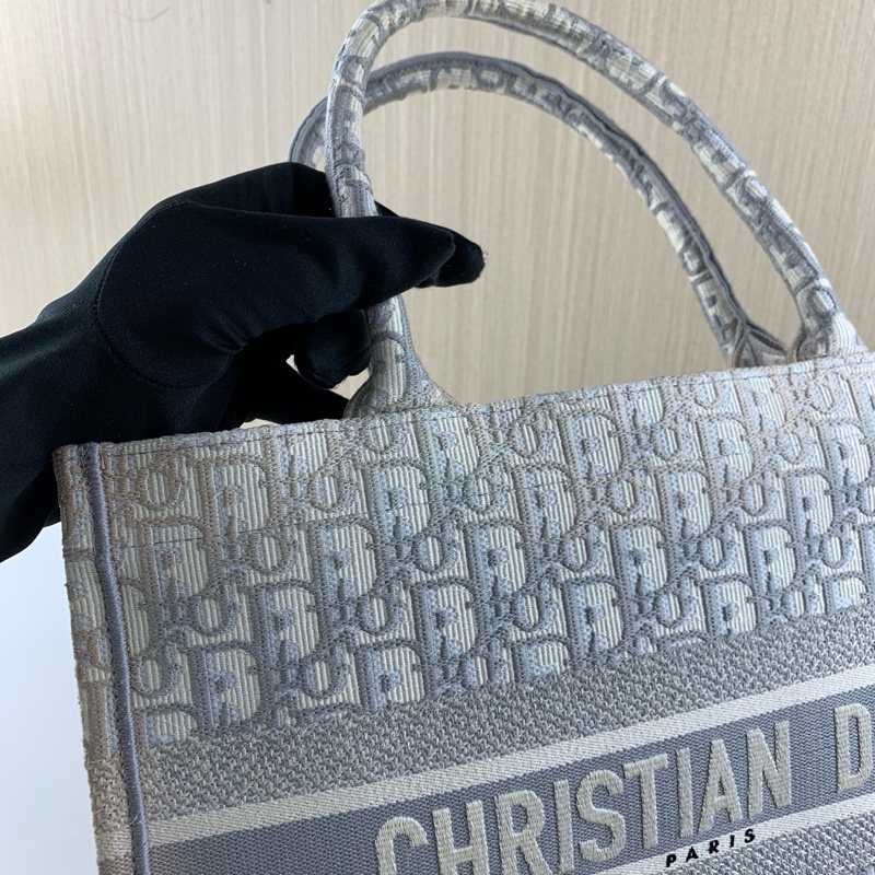Dior • 經典Book Tote 灰色刺繡托特 中號 有購證✔️-12