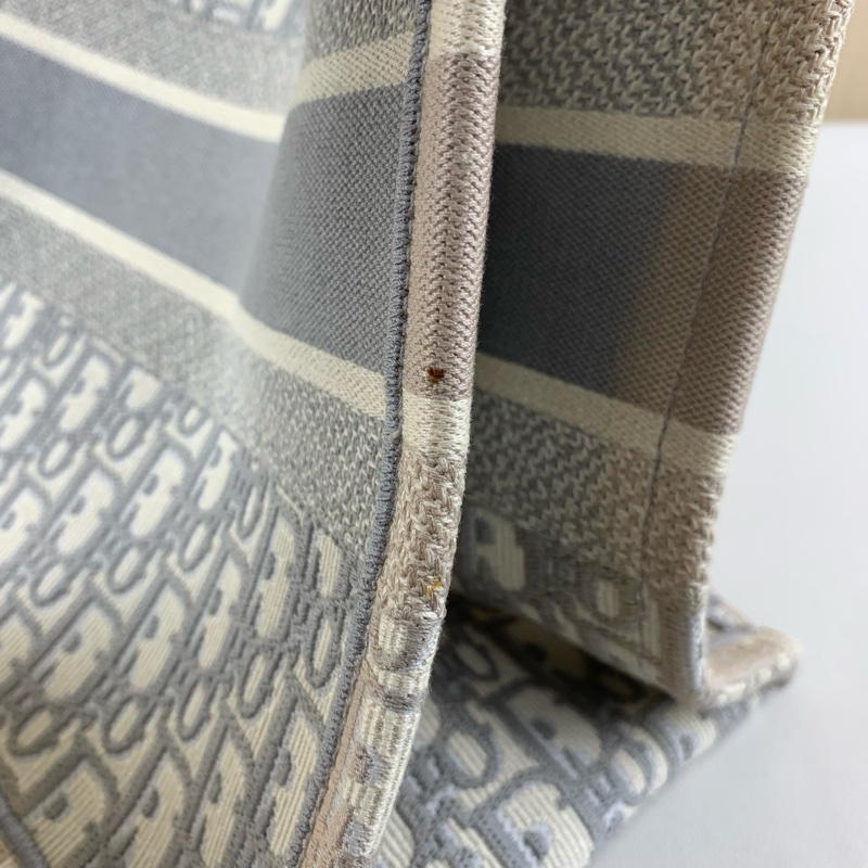 Dior • 經典Book Tote 灰色刺繡托特 中號 有購證✔️-23