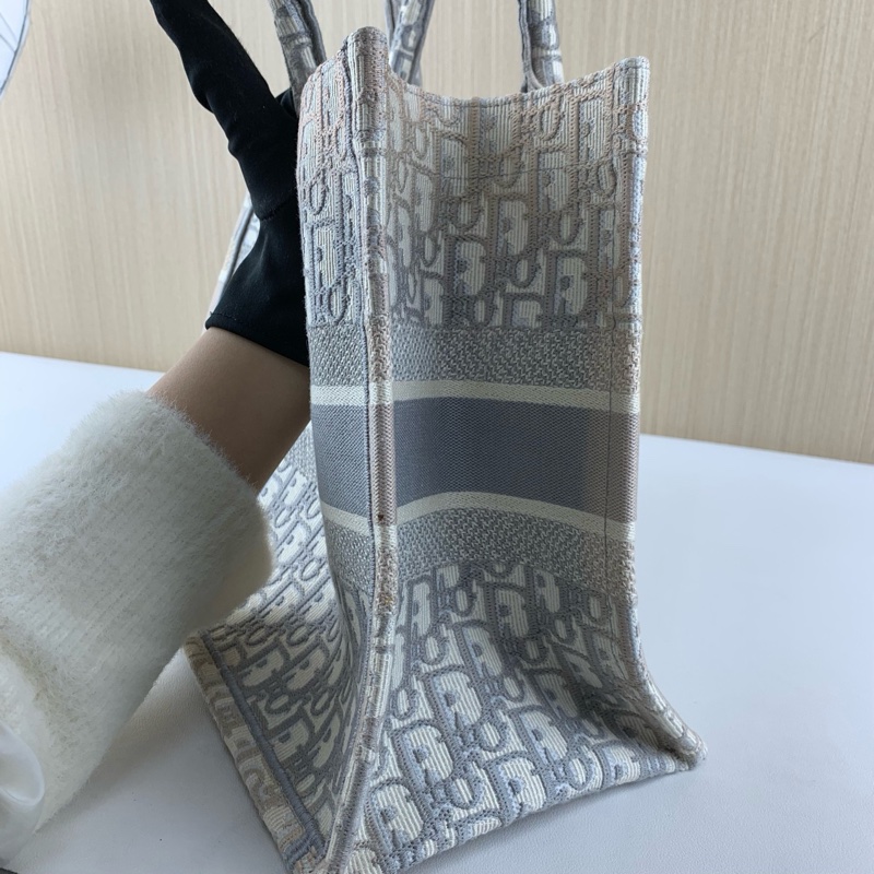 Dior • 經典Book Tote 灰色刺繡托特 中號 有購證✔️-24