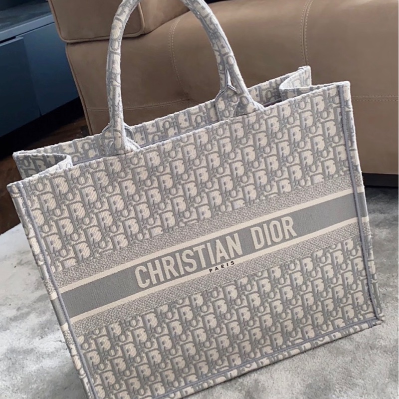 Dior • Book Tote 灰色刺繡托特 大號-1