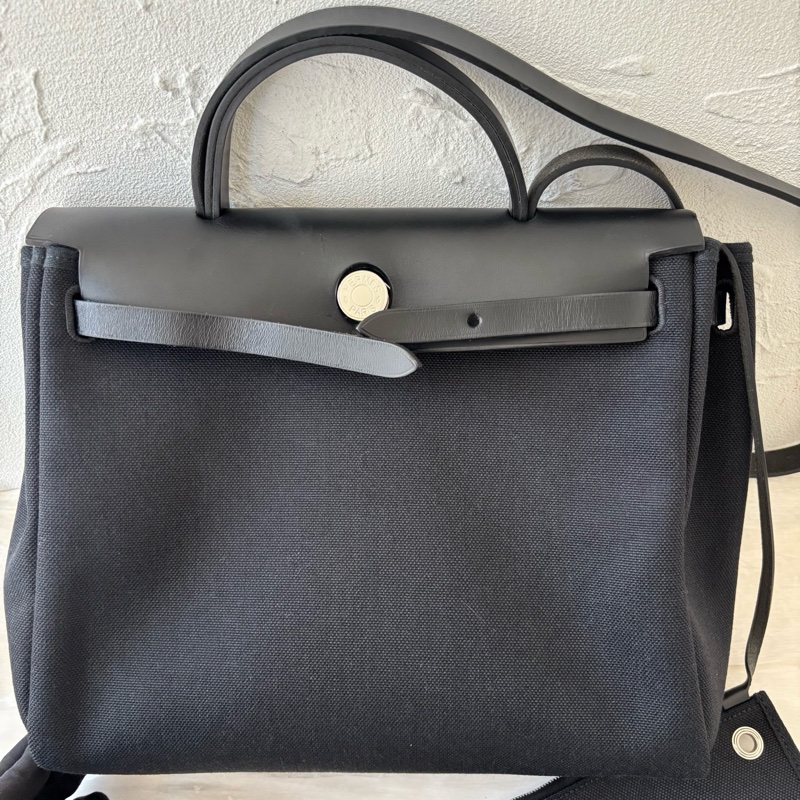 🈶23年購證❤️ 愛馬仕 #herbag31 #黑銀 #zip #帆布-6