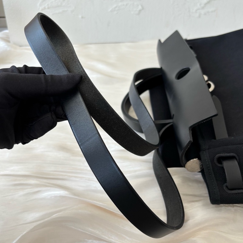 🈶23年購證❤️ 愛馬仕 #herbag31 #黑銀 #zip #帆布-20