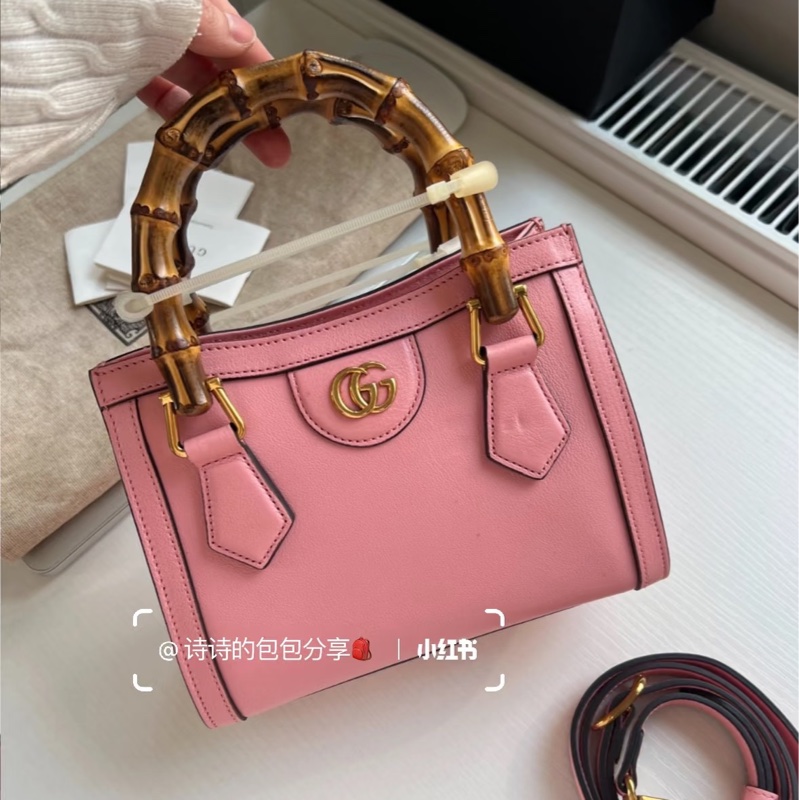 Gucci • Diana 櫻花粉竹節手柄Mini托特包-1