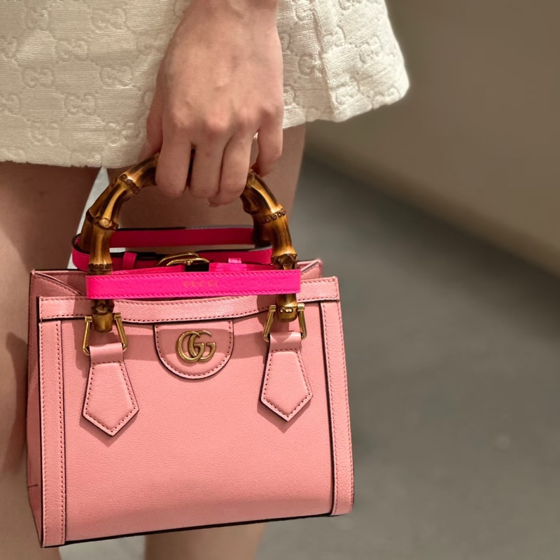 Gucci • Diana 櫻花粉竹節手柄Mini托特包-2