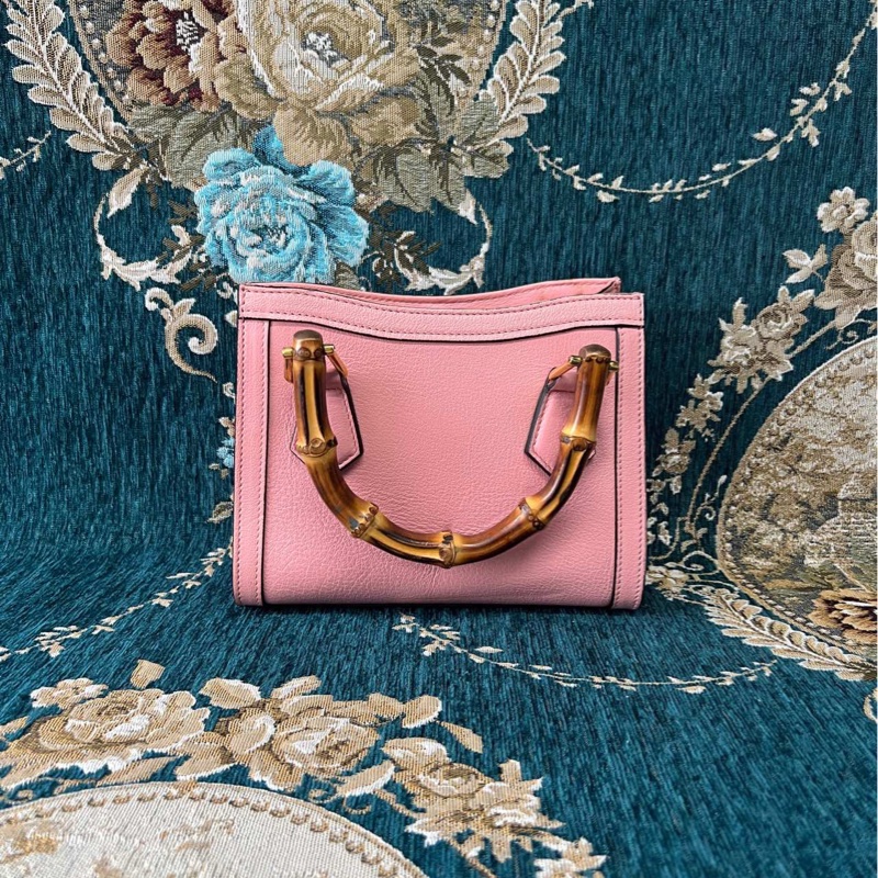 Gucci • Diana 櫻花粉竹節手柄Mini托特包-6