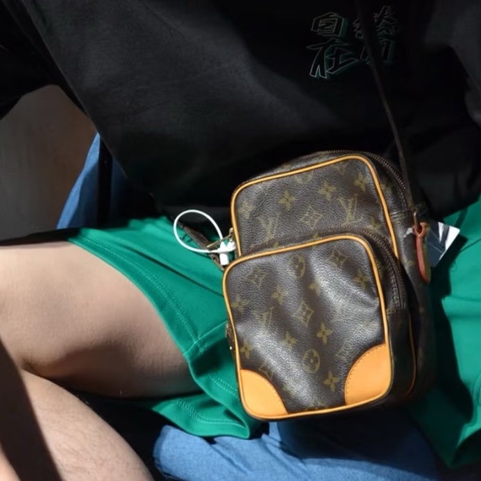 百搭帥包🥸Lv路易威登老花植鞣革雙層相機包單肩斜挎包-1