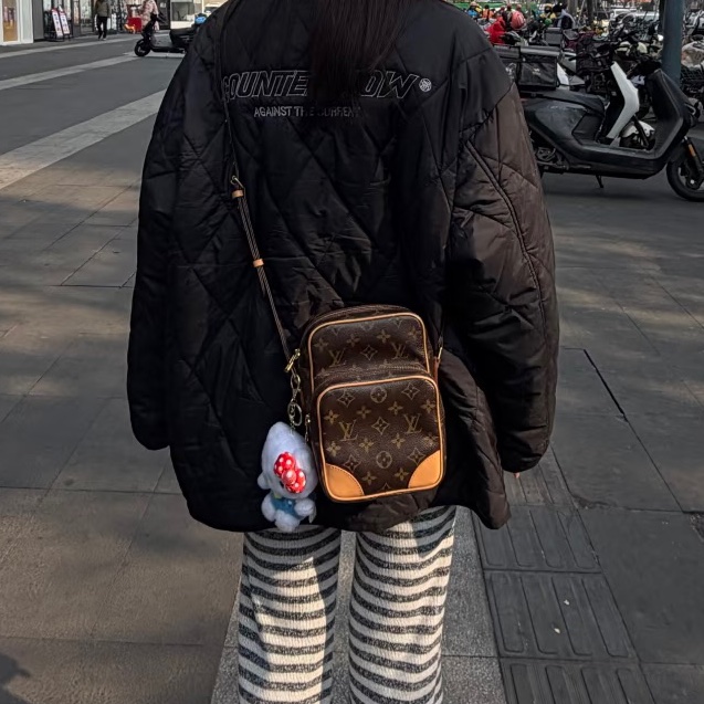 百搭帥包🥸Lv路易威登老花植鞣革雙層相機包單肩斜挎包-4