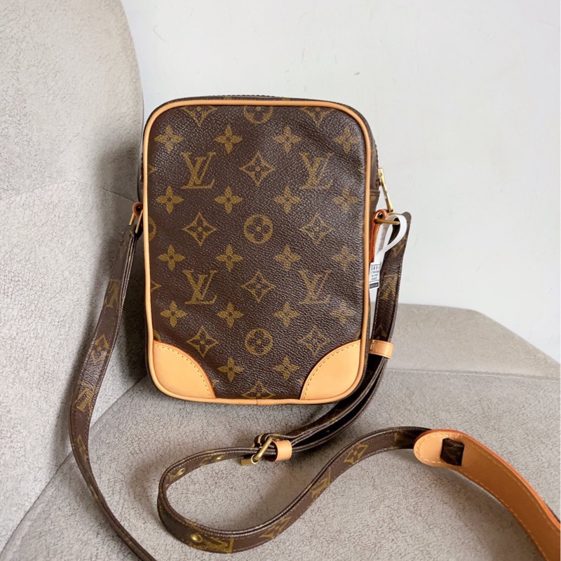 百搭帥包🥸Lv路易威登老花植鞣革雙層相機包單肩斜挎包-9