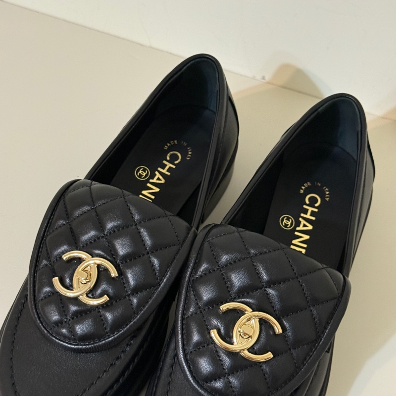 914intheair『全新』Chanel 香奈兒經典書包釦黑金樂福鞋 38-6