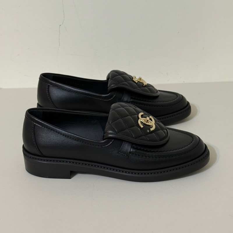 914intheair『全新』Chanel 香奈兒經典書包釦黑金樂福鞋 38-9