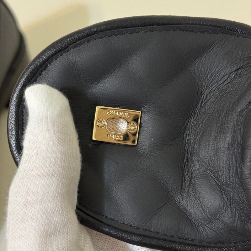 914intheair『全新』Chanel 香奈兒經典書包釦黑金樂福鞋 38-16